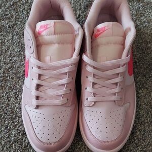 Nike Blush Pink Athletic Shoes